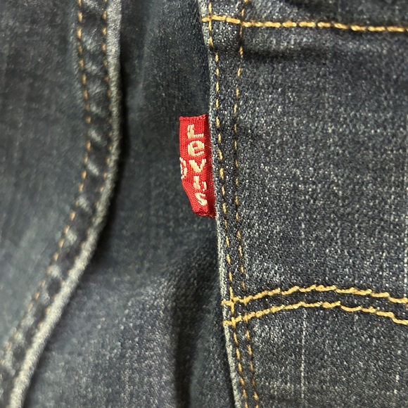 Levi 711 Skinny - Picture 3 of 5